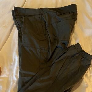 Athleta Women’s Trekkie Joggers -dark camo green